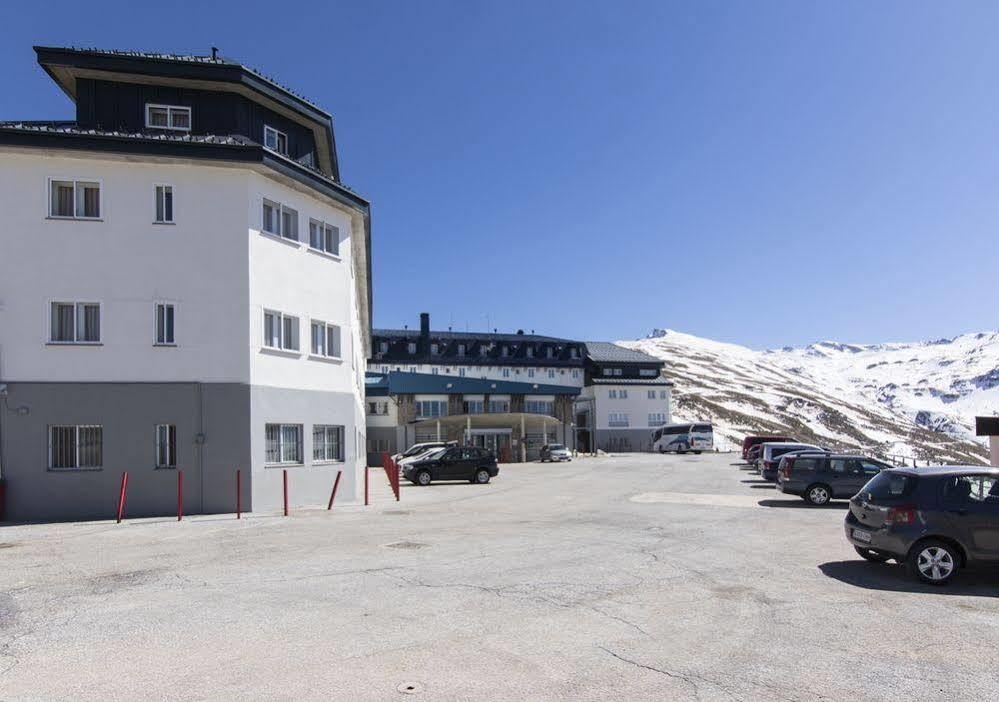 Albergue Inturjoven Сьерра-Невада Экстерьер фото